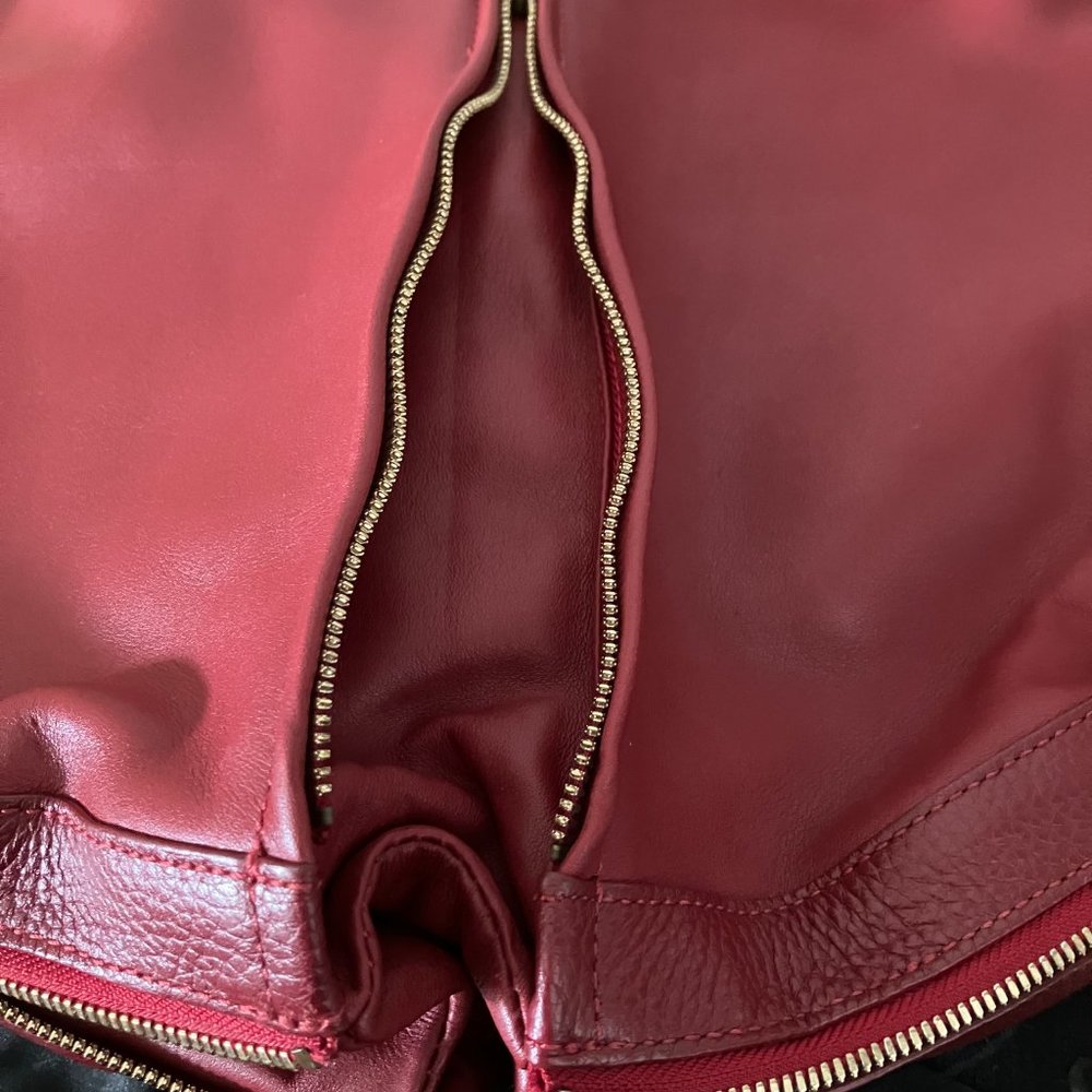 Samsonite Red Leather Purse - Picture 4 of 9